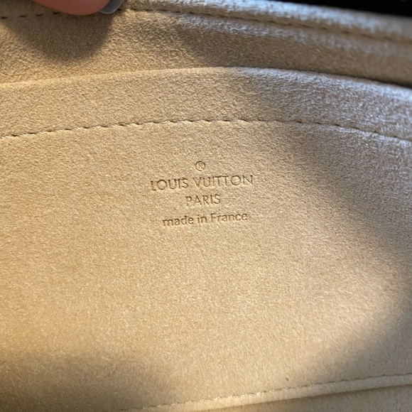 Authentic Louis Vuitton Milla Pouchette - Picture 11 of 16